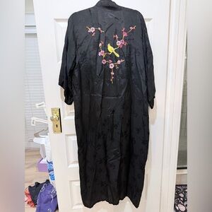 Golden Bee Vintage Black Kimono Embroidery
